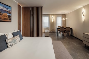 Isabella Suites