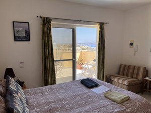 Hotel All Nations Holiday Home cazare Ghajnsielem