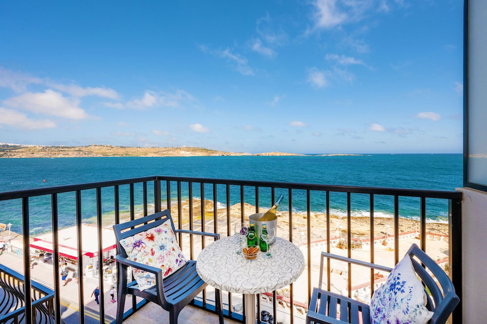 Hotel Islet Seafront Family Apartment