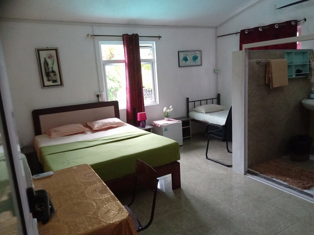 Chez Ronald Guest House