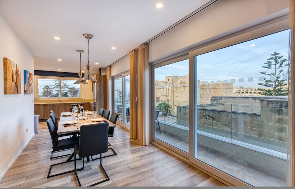 Hotel Charming Marsaskala Stay Balcony Seafront Walks