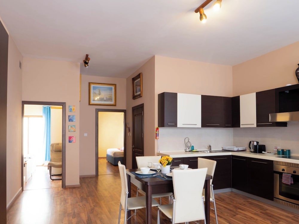 Hotel Cozy Sliema Apartment With Balcony And Patio