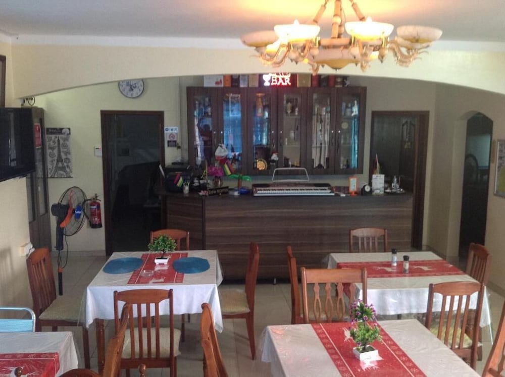 Luxor Residence Guest House