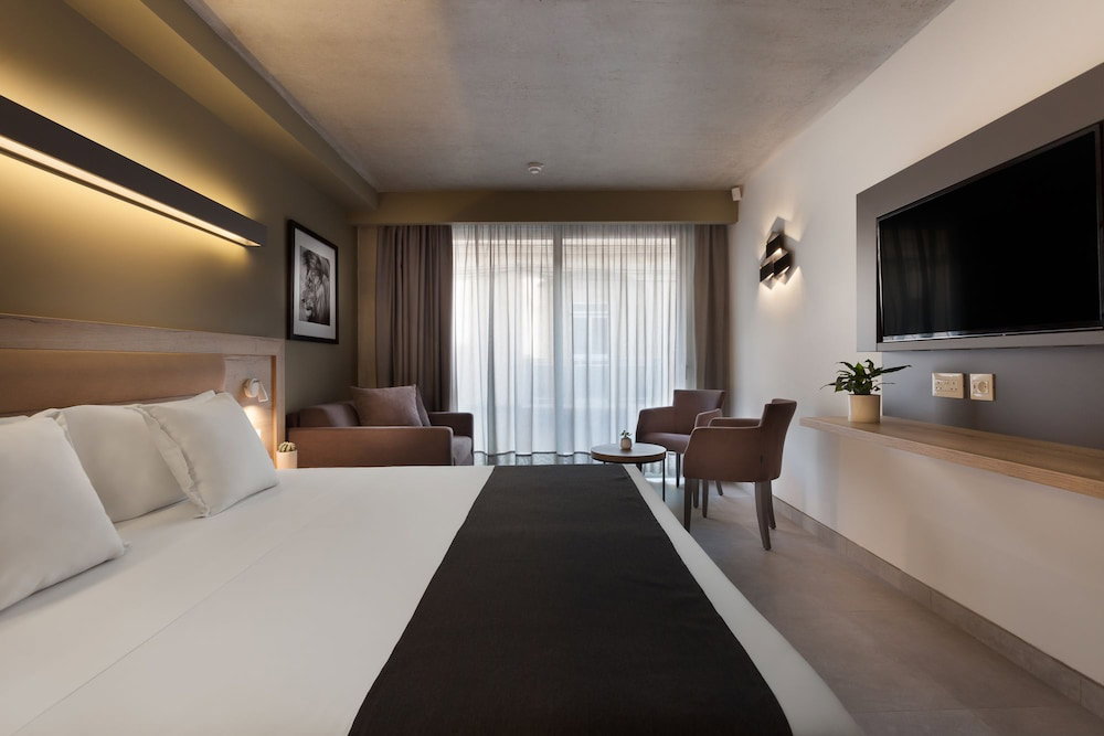 Azur Hotel By St Hotels