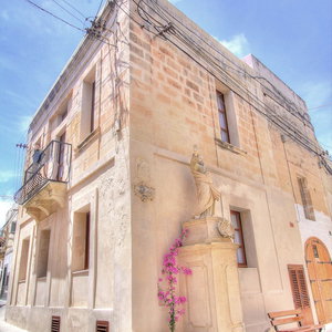 Hotel Mytravel House cazare Victoria