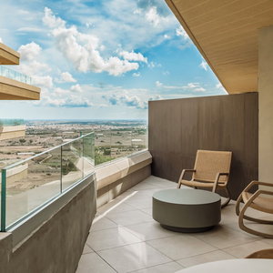 Hotel Ax The Heights Residences cazare Victoria