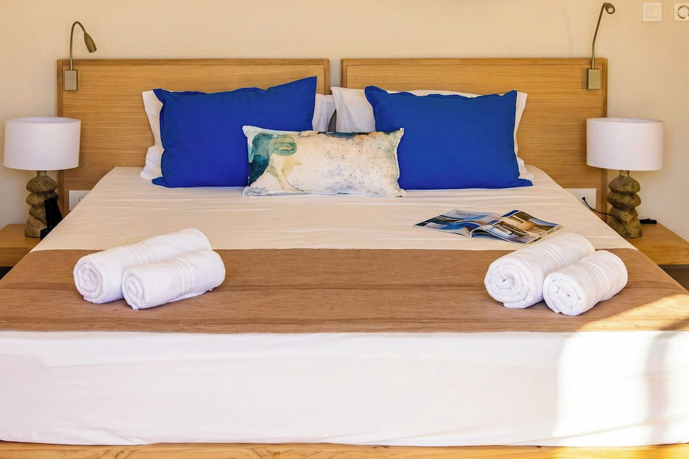 Villa Garden House Gh06, Pool & Holidays, 2 Min To Beach