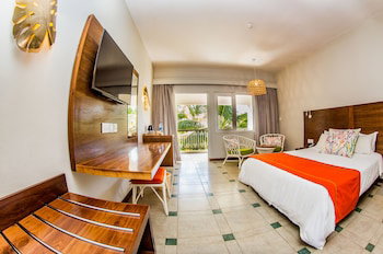 Tarisa Resort