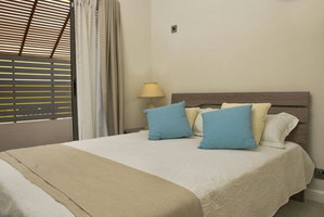 Hotel Modern 2-Bed Sleeps 4 With Balcony cazare Grand Baie