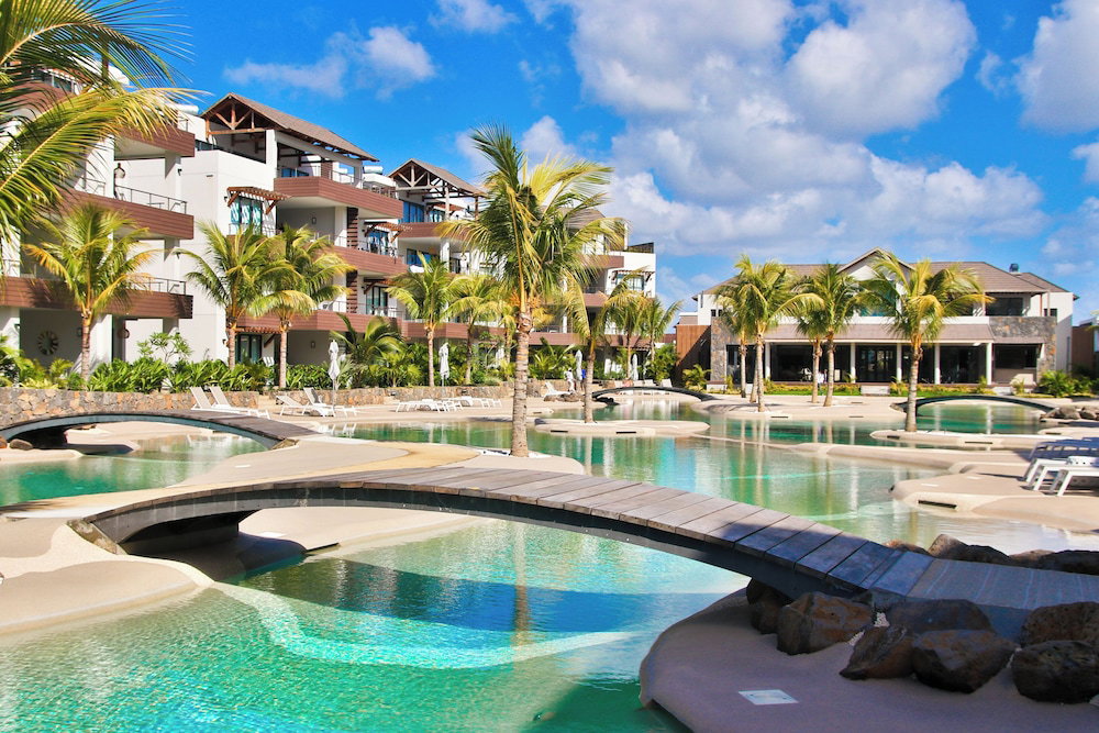 Hotel Choisy Les Bains With Lov