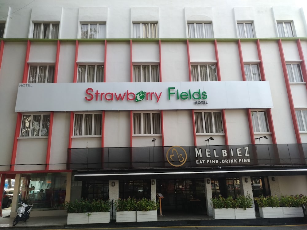 Hotel Hotel Strawberry Fields