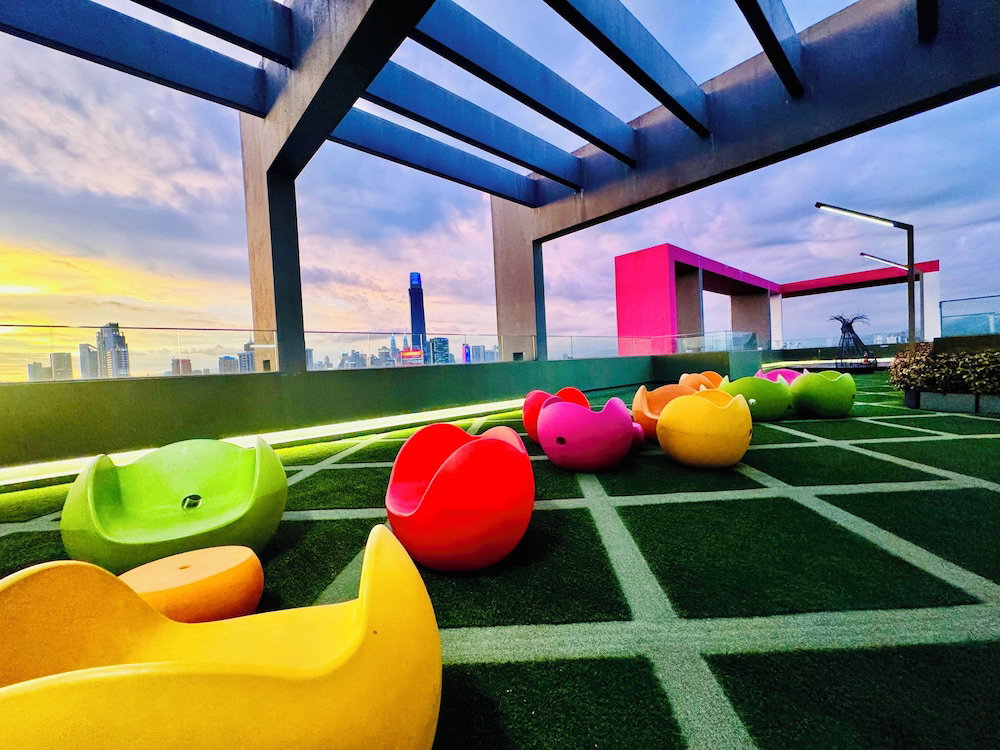 Hotel Velocity Suites Kl By Rit