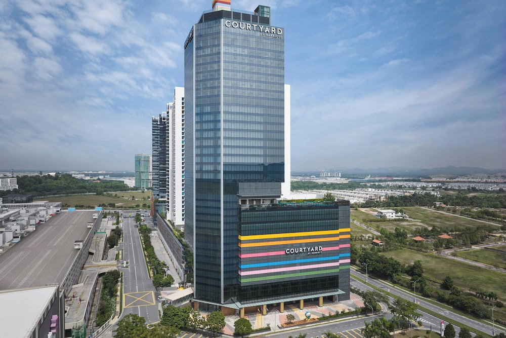 Hotel Courtyard By Marriott Setia Alam