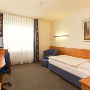Hotel Am Moosfeld cazare Munchen
