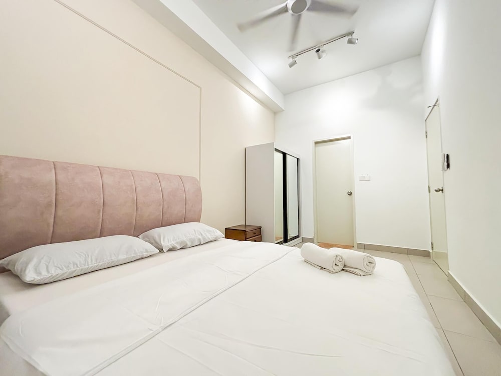 Hotel Homestay 168 Park Mall