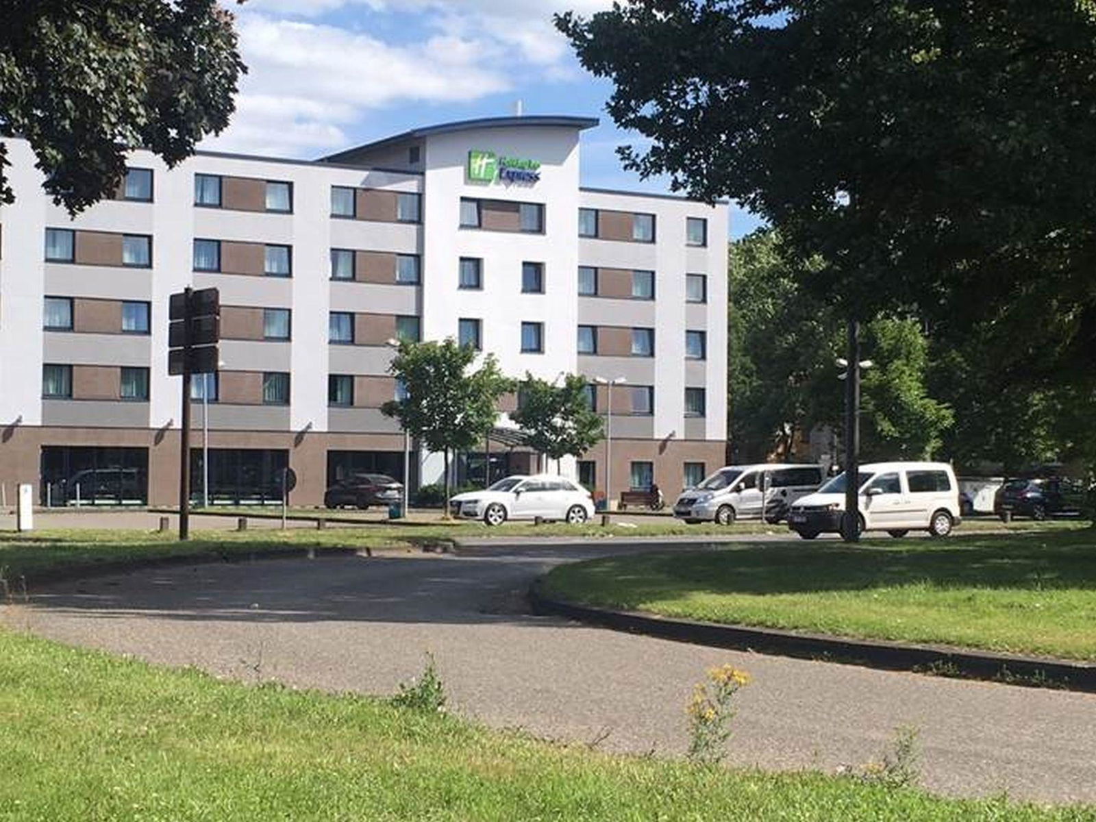 Hotel Holiday Inn Express Köln - Mühlheim