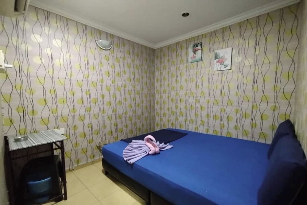Hotel I Rose Budget Hotel