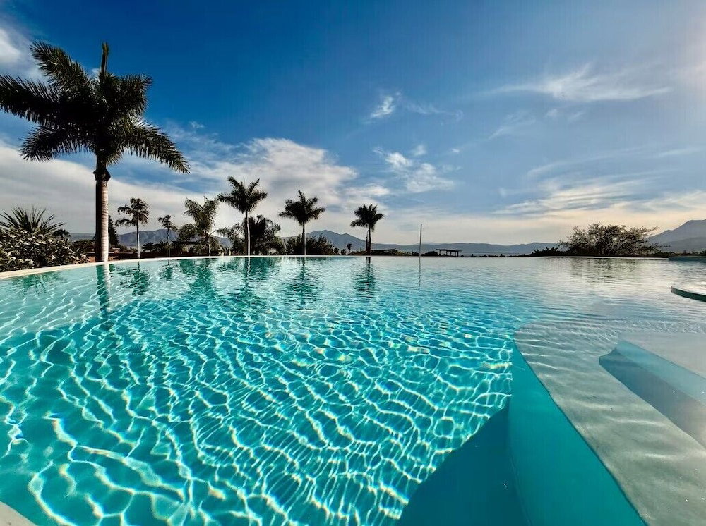 Hotel Anana El Dorado 305