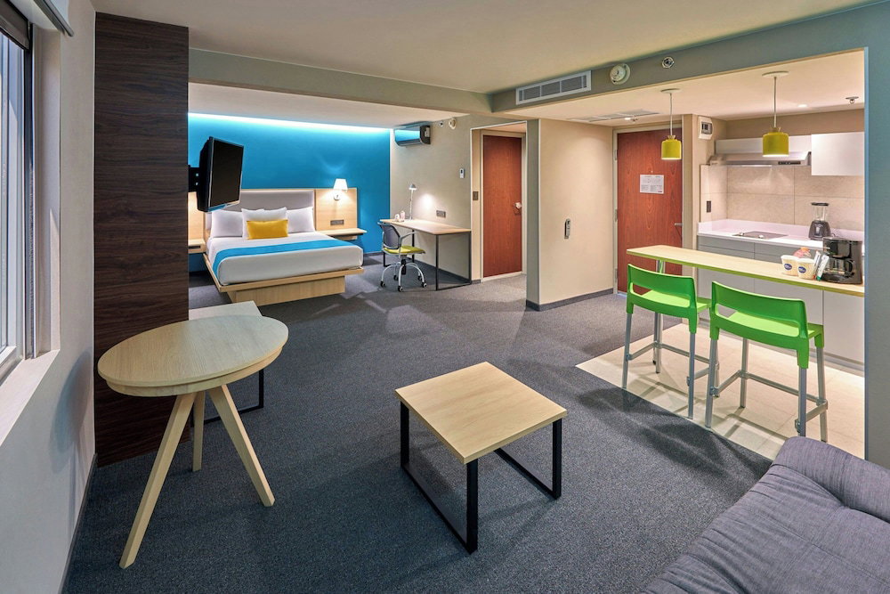 Hotel City Express By Marriott Toluca