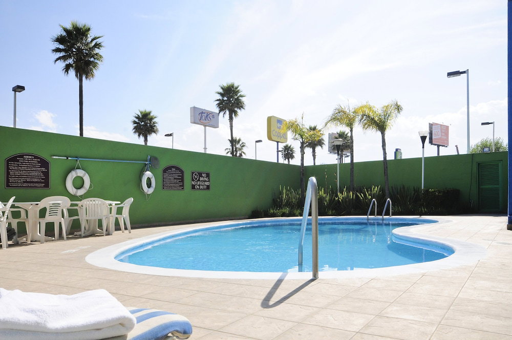 Hotel Holiday Inn Express Hotel & Suites Toluca Zona Aeropuerto By Ihg