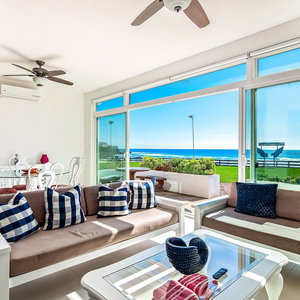 Hotel Cheerful Dog-Friendly Villa With Beach Views, Outdoor Pool, Private Patio, & Ac cazare Rosarito
