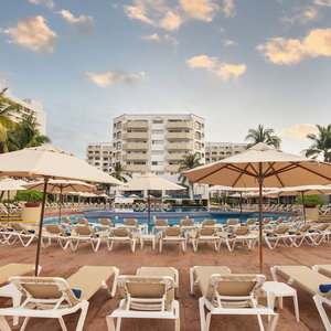 Hotel Tesoro Ixtapa All Inclusive cazare Barbulillas