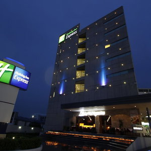 Hotel Holiday Inn Express Toluca Galerias Metepec By Ihg cazare Metepec