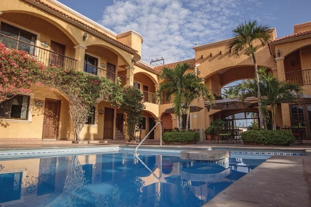 Hotel Hacienda Suites Loreto