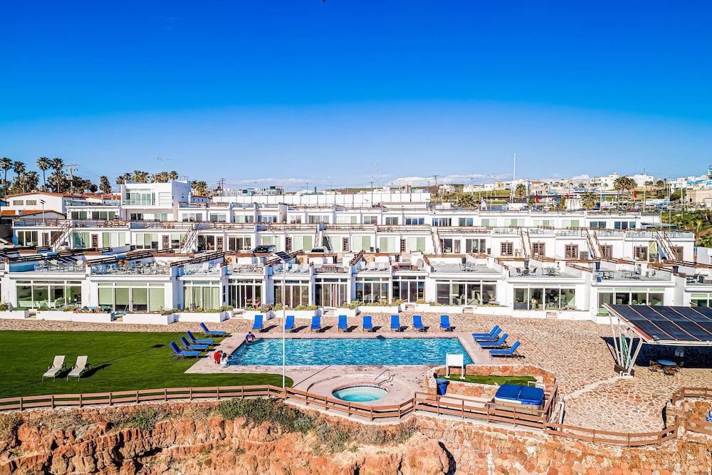 Hotel Dog-Friendly Ocean-View Home With Heated Outdoor Pool, Hot Tub, Streaming, Patio
