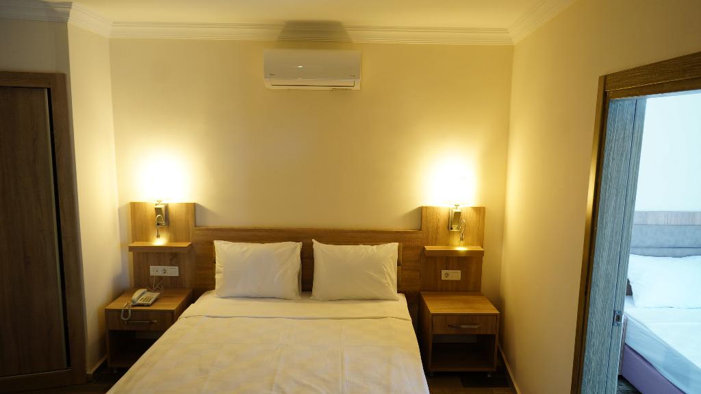 Hotel Arsi Enfi City Beach Hotel