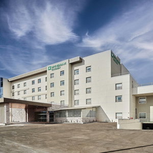 Hotel Wyndham Garden Saltillo cazare Saltillo