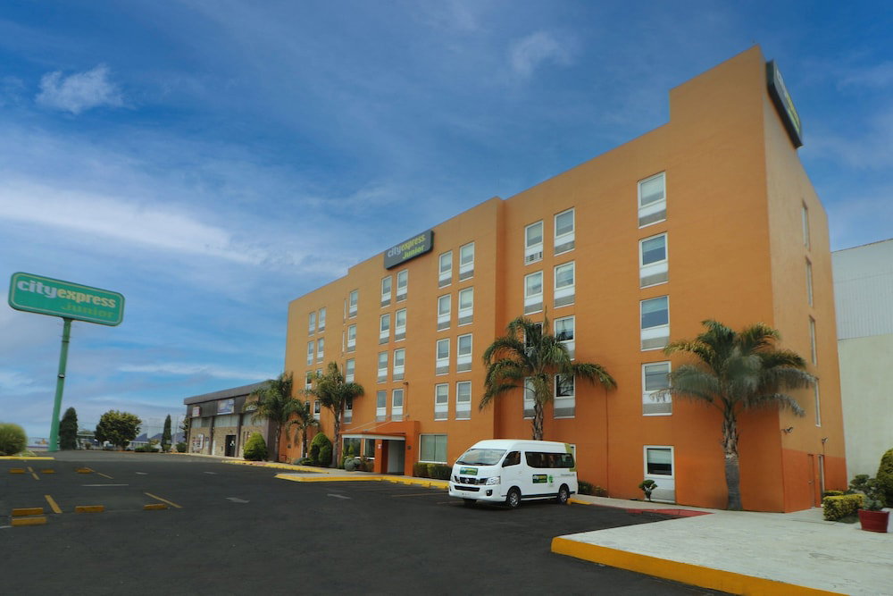 Hotel City Express Junior By Marriott Toluca Aeropuerto