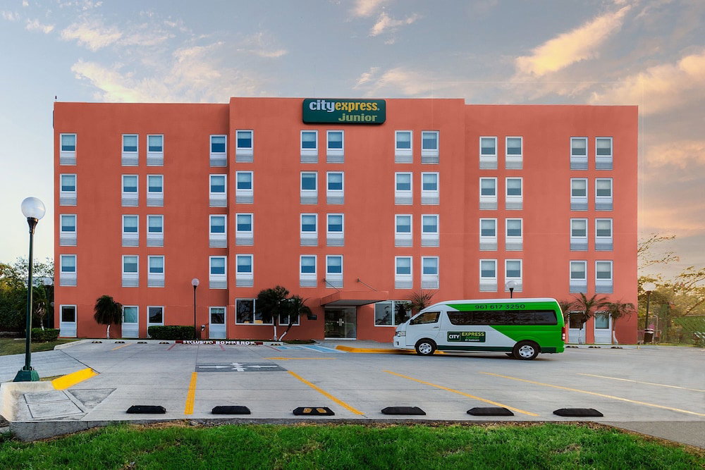Hotel City Express Junior By Marriott Tuxtla Gutiérrez Poliforum