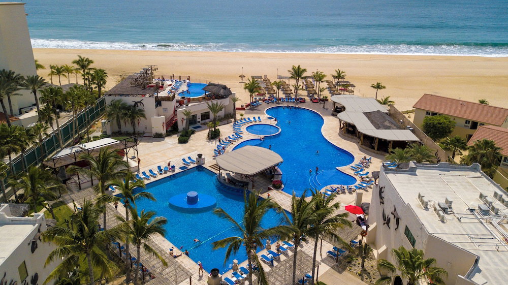 Hotel Grand Decameron Los Cabos, A Trademark Resort