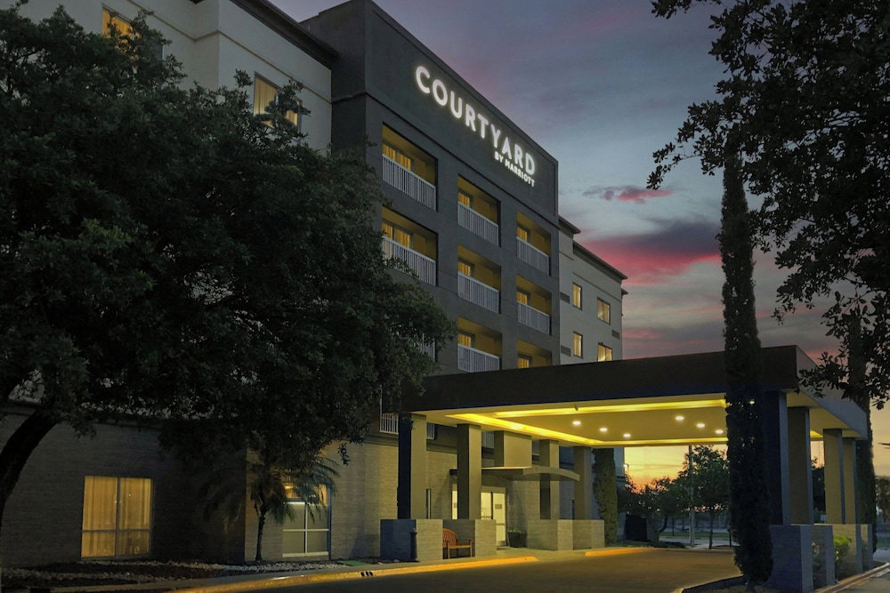 Hotel Courtyard By Marriott Monterrey Airport