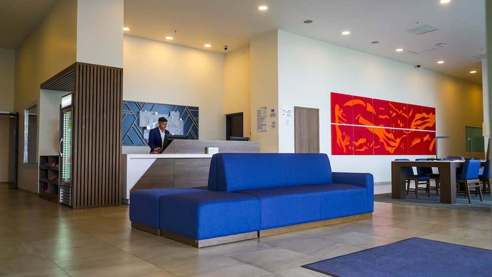 Hotel Holiday Inn Express Guadalajara Iteso By Ihg