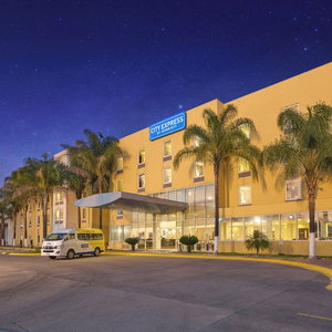 Hotel City Express By Marriott Tepotzotlan cazare Tepotzotlan