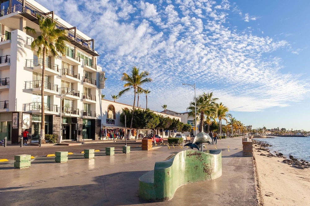 Hotel Seven Crown La Paz Malecon