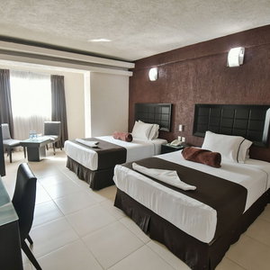 Hotel Hotel Portonovo Plaza Guadalajara cazare Guadalajara