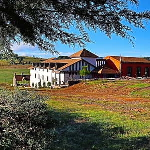 Hotel Masia Arameni cazare Morelia
