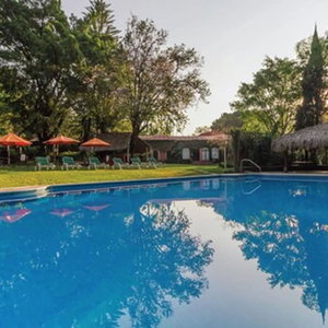Hotel Racquet Cuernavaca cazare Fraccionamiento Lomas de Ahuatlan