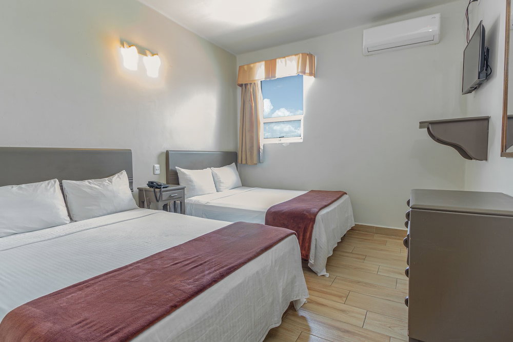 Hotel Hotel Plaza Del Arco Express
