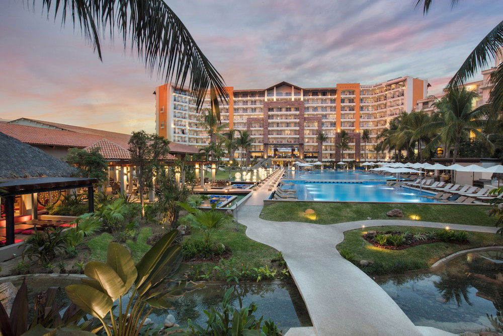 Hotel Krystal Grand Nuevo Vallarta – All Inclusive