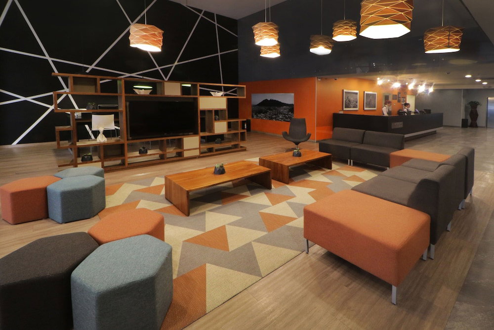 Hotel City Express Plus By Marriott Monterrey Nuevo Sur