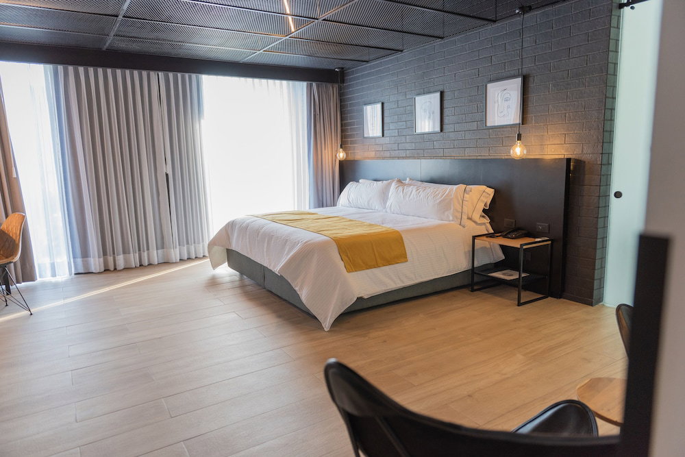 Hotel Fulton Business Luxury Hotel