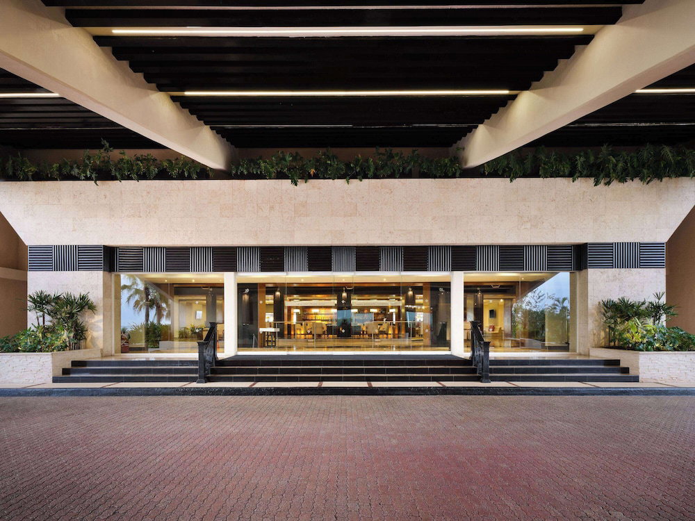 Wyndham Grand Cancun All Inclusive Resort & Villas