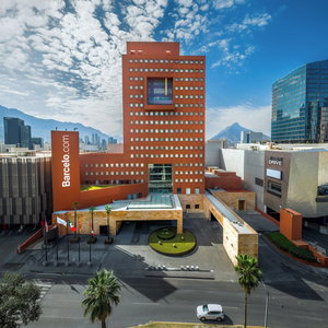 Hotel Barceló Monterrey Valle cazare San Juan Mixtepec