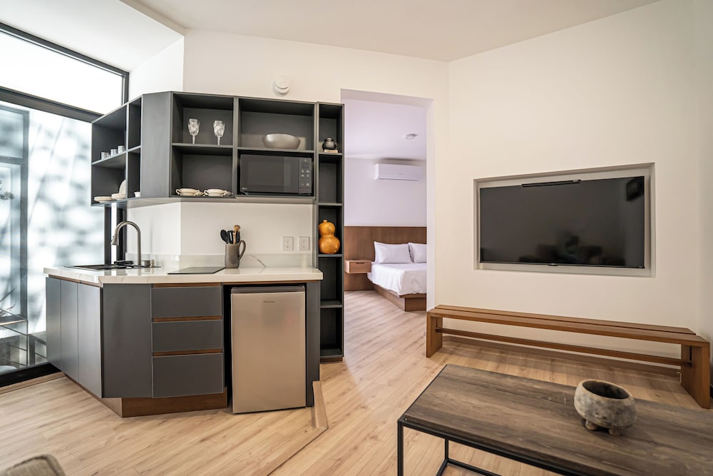 Hotel Laurelian Lofts