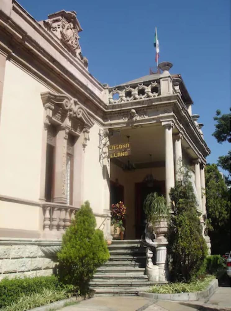 Hotel Hotel La Casona Del Llano