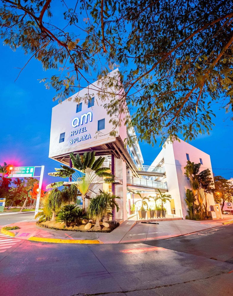 Hotel Am Hotel & Plaza